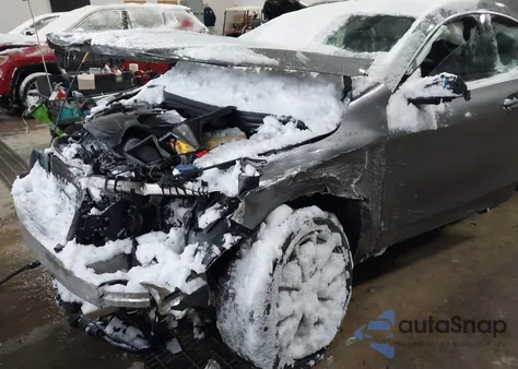 2014 Mercedes-Benz Cla 250 z USA, uszkodzony, nr VIN WDDSJ4EB8EN080039